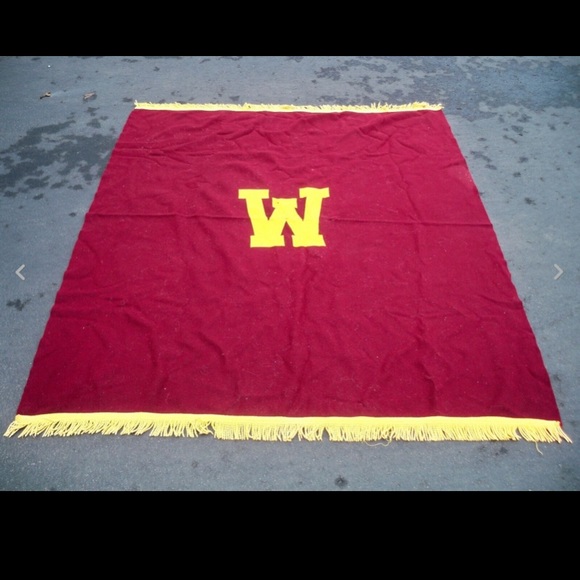 Vtg 1950s Maroon & Gold University of Minnesota Golden Gophers Letterman Blanket - Picture 4 of 8